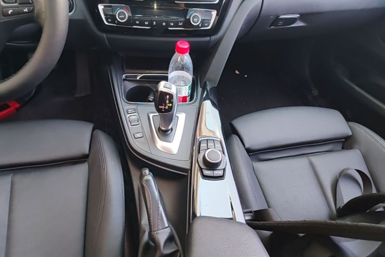 BMW 3 Series GT 2017 #14 BMW 3 Series GT 2017 car image #14