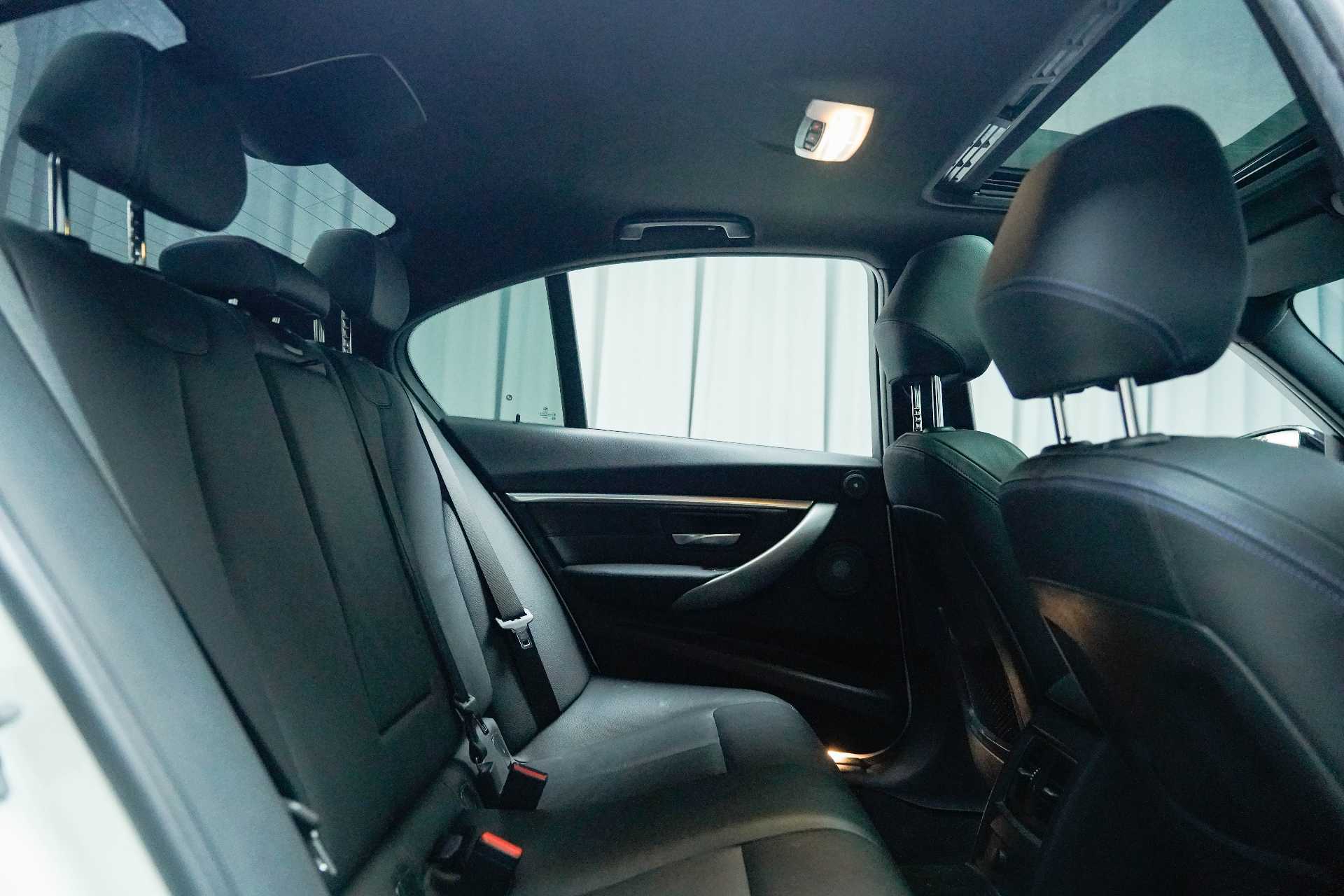 BMW 3 Series 2019 #5 BMW 3 Series 2019 imagen de coche #5