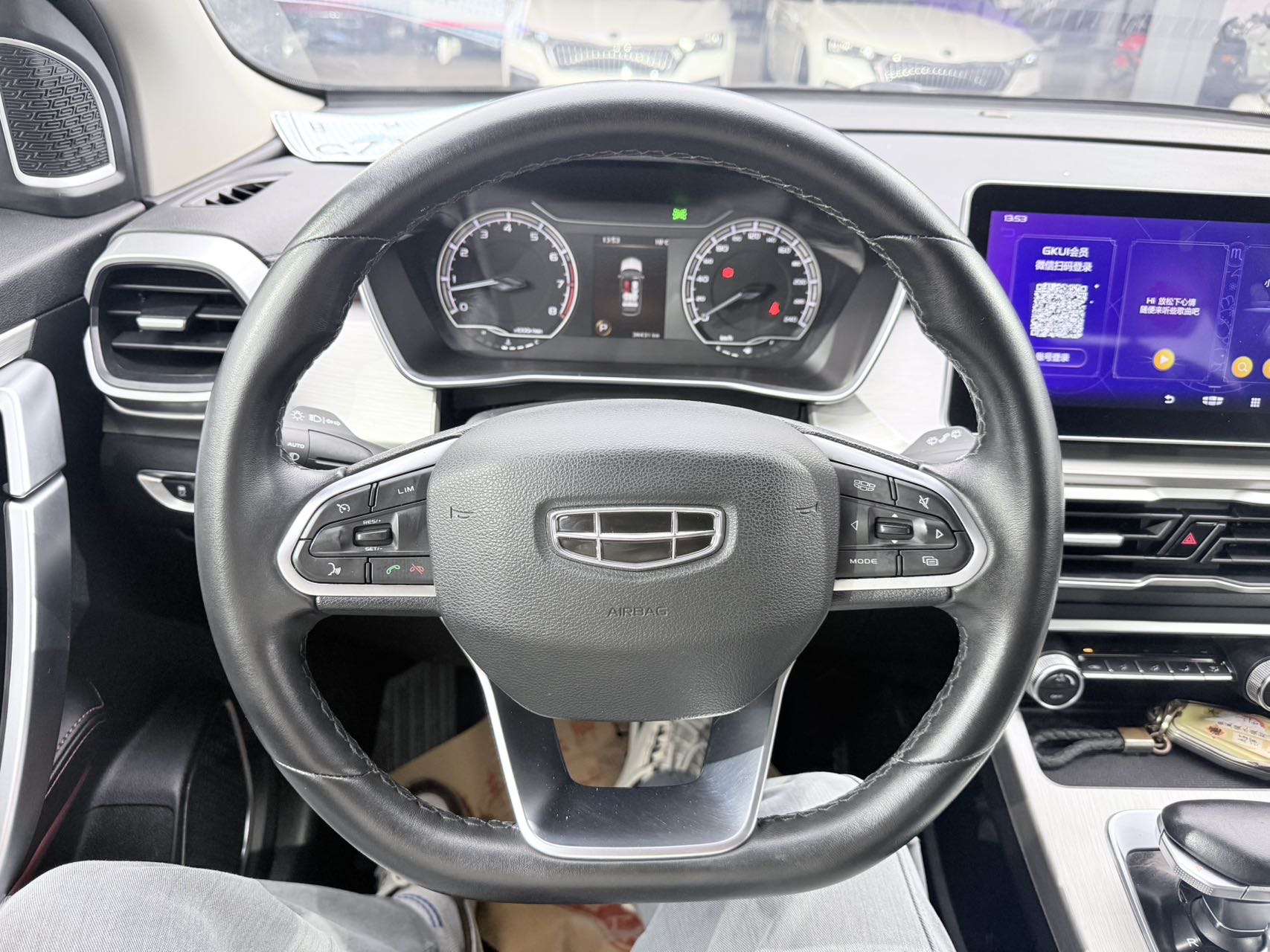 GEELY Coolray 2022 #10 GEELY Coolray 2022 car image #10