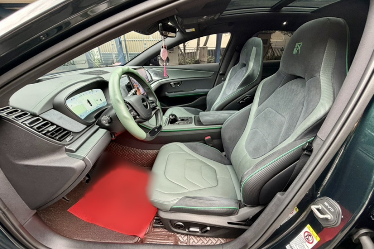 BYD Han 2023 immagine di auto #18