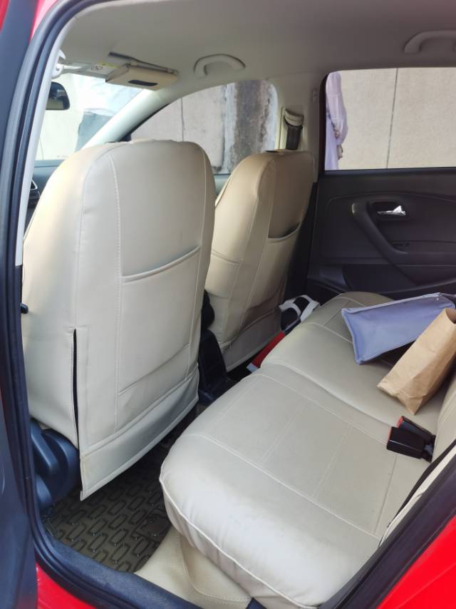 Volkswagen Polo 2014 car image #8