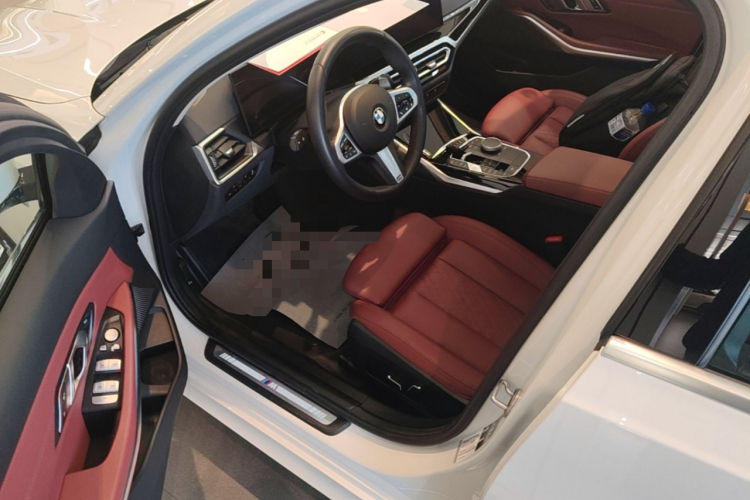 BMW 3 Series 2024 #18 BMW 3 Series 2024 car image #18