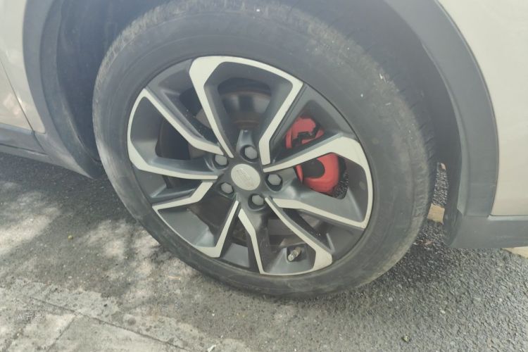 GEELY Emgrand GS 2018 car image #9