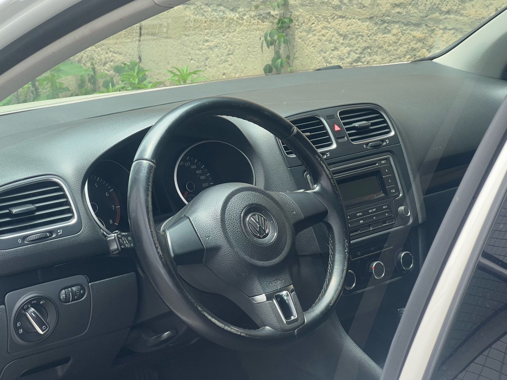 Volkswagen Golf 2013 car image #9