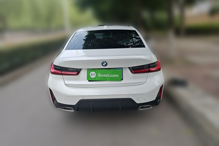 BMW 3 Series 2023 #4 BMW 3 Series 2023 car image #4