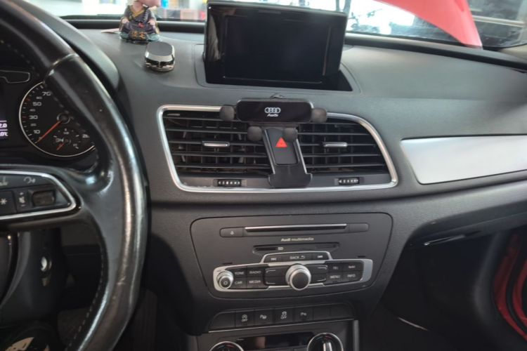Audi Q3 2016 #13 Audi Q3 2016 car image #13