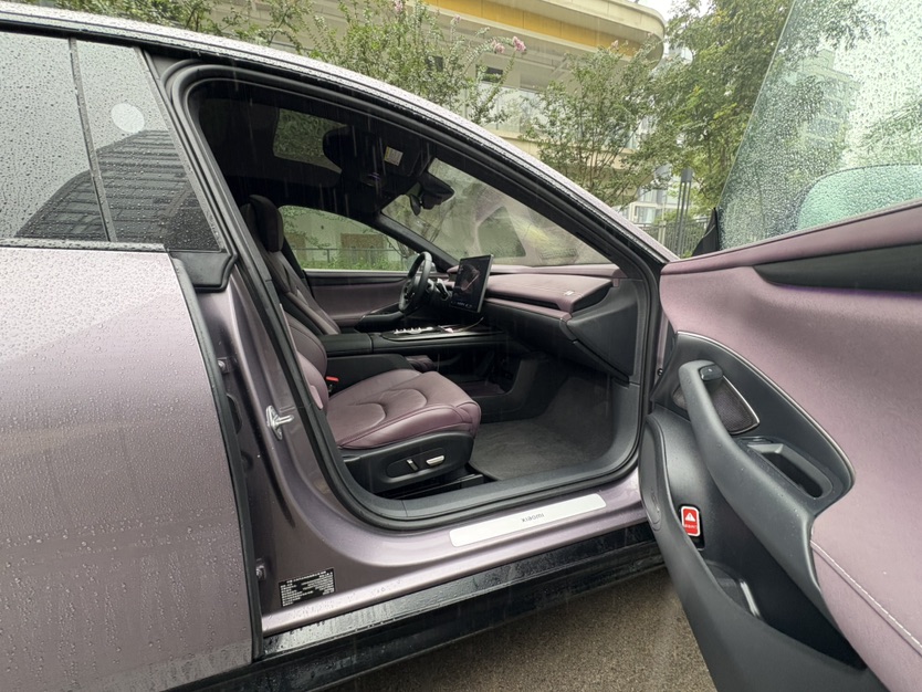 MI SU7 2025 car image #4