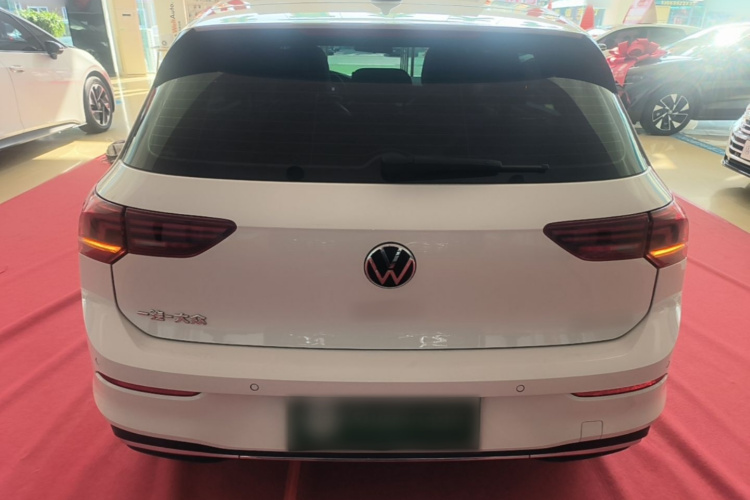 Volkswagen Golf 2025 #6 Volkswagen Golf 2025 car image #6