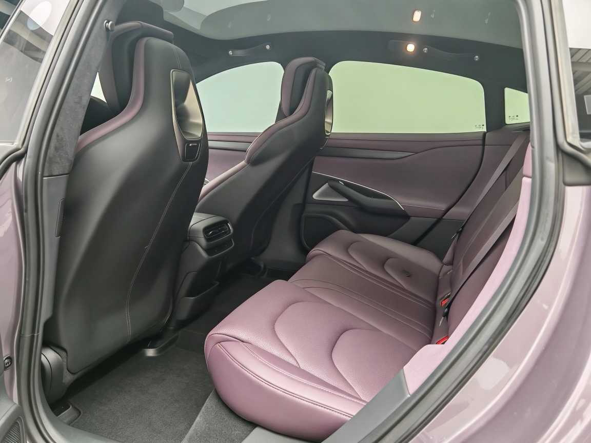 2025 immagine di auto #6