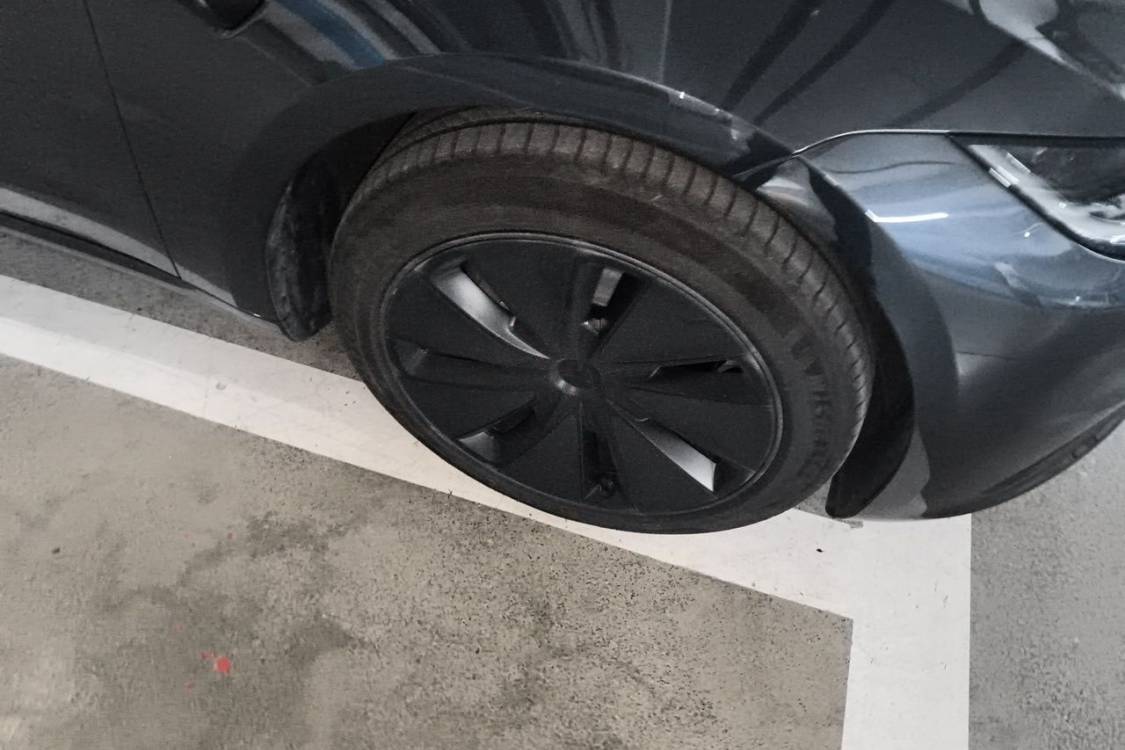 Tesla Model 3 2024 #9 Tesla Model 3 2024 car image #9