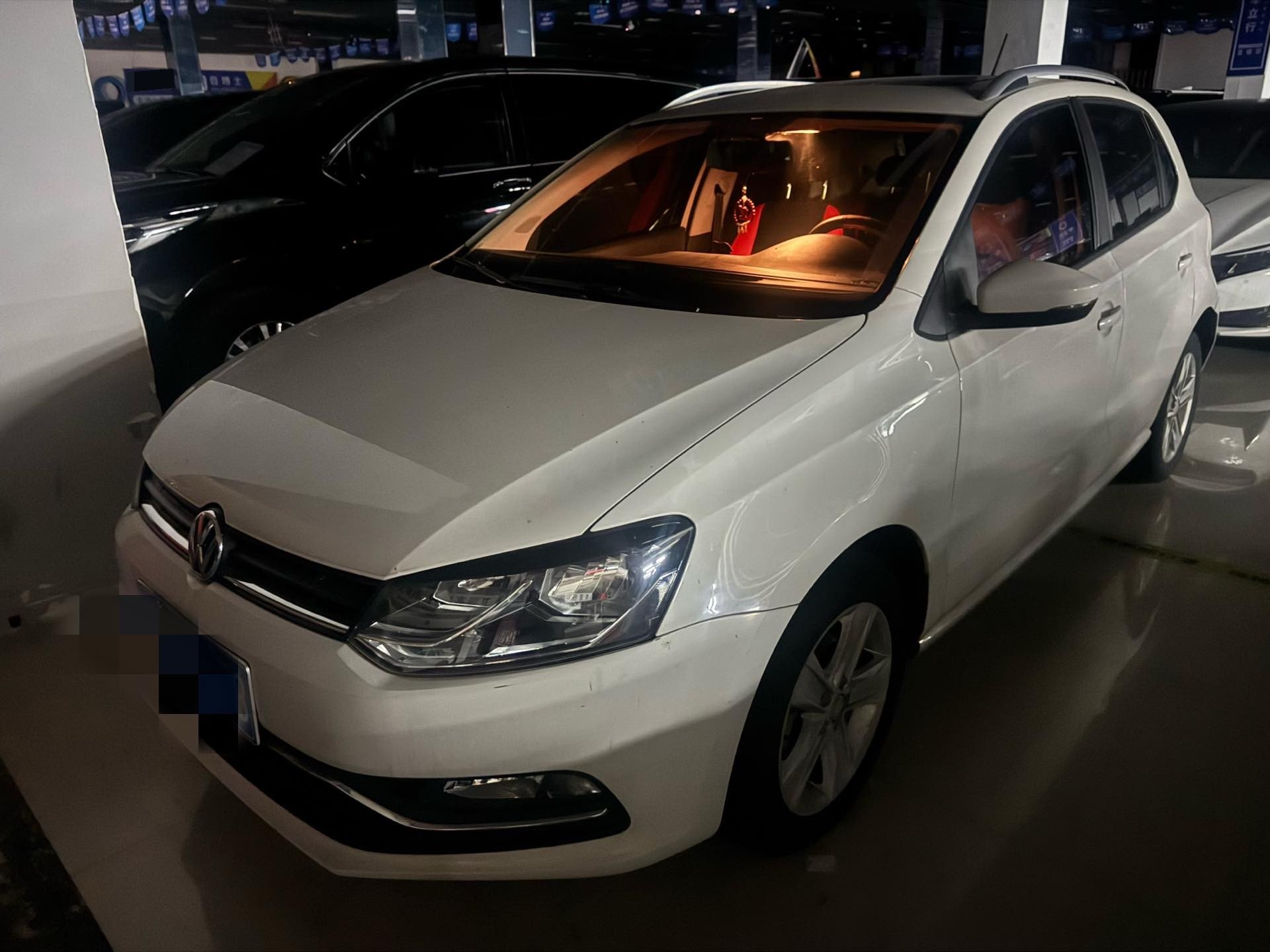 Volkswagen Polo 2017 Volkswagen Polo 2017 car image