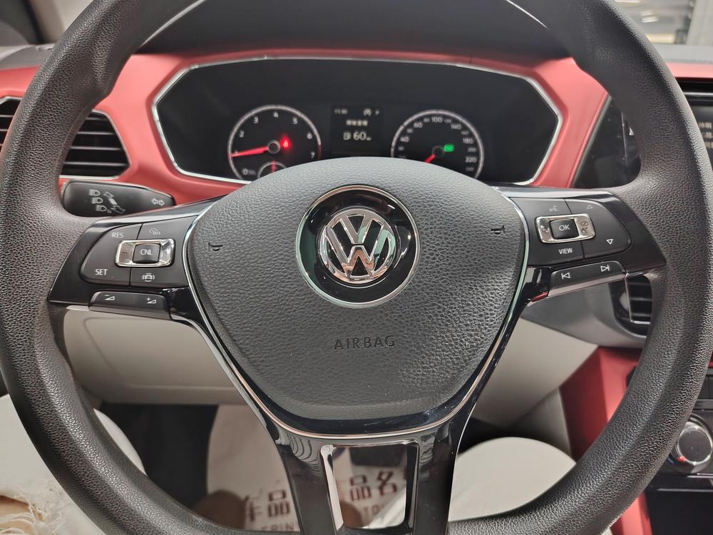 Volkswagen T-Cross 2020 #5 Volkswagen T-Cross 2020 car image #5