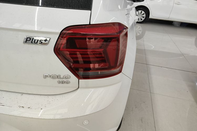 Volkswagen Polo 2020 car image #8