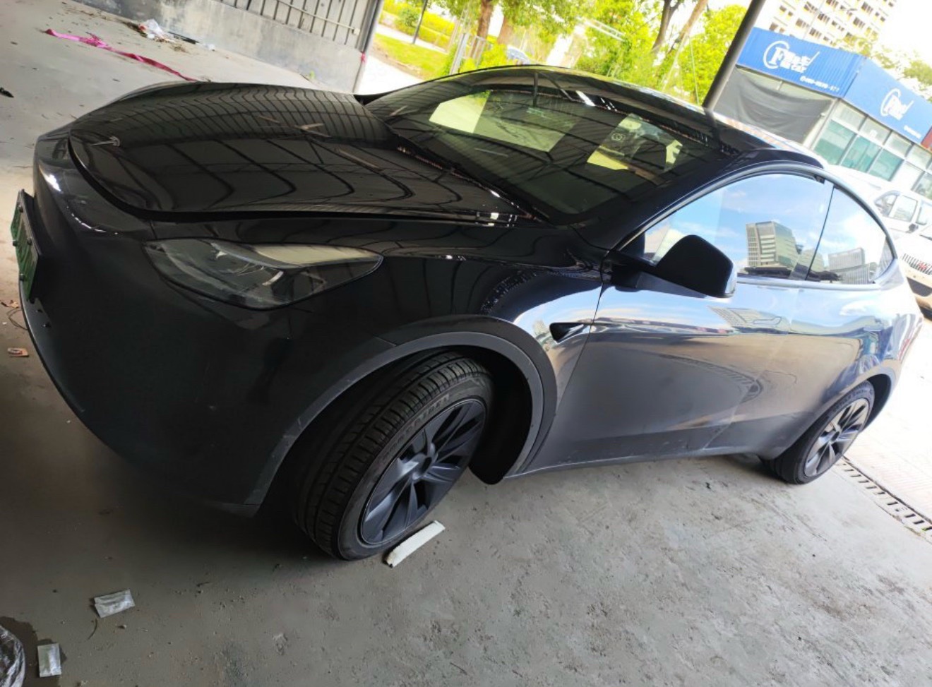Tesla Model Y 2024 car image 