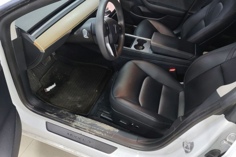Tesla Model 3 2023 #16 Tesla Model 3 2023 car image #16