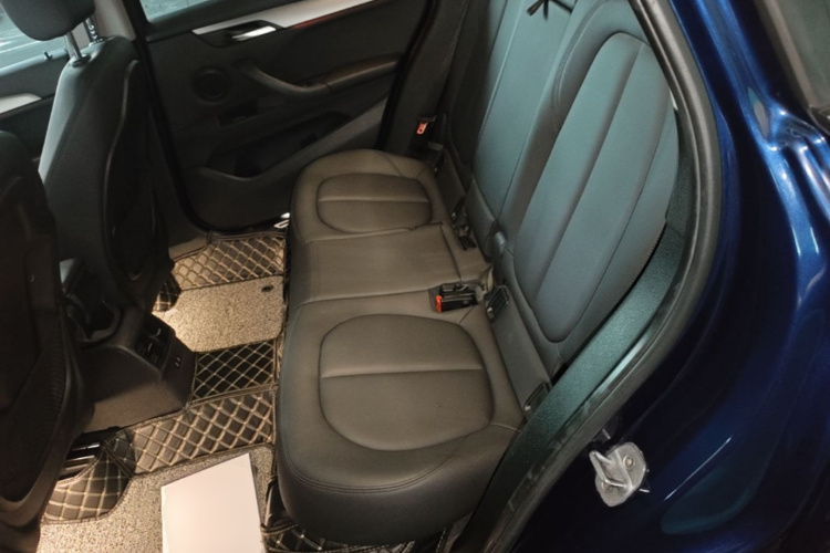 BMW X1 2019 #17 BMW X1 2019 car image #17