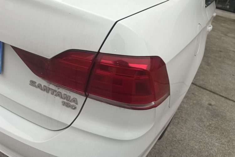 Volkswagen Santana 2018 car image #8