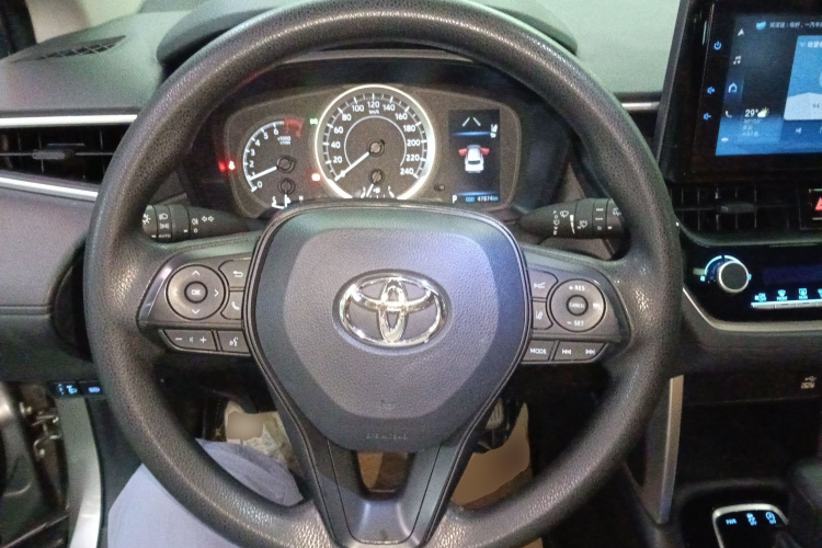 Toyota Corolla Cross 2022 #11 Toyota Corolla Cross 2022 car image #11
