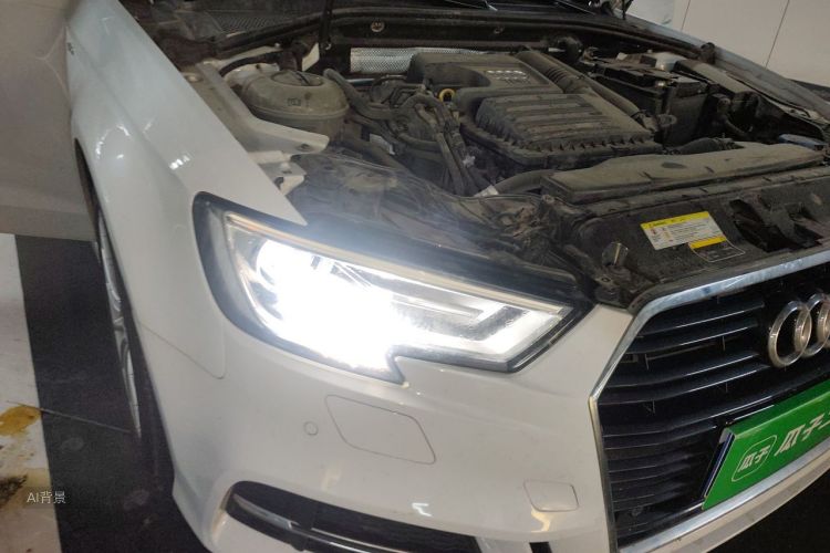 Audi A3 2018 car image #8