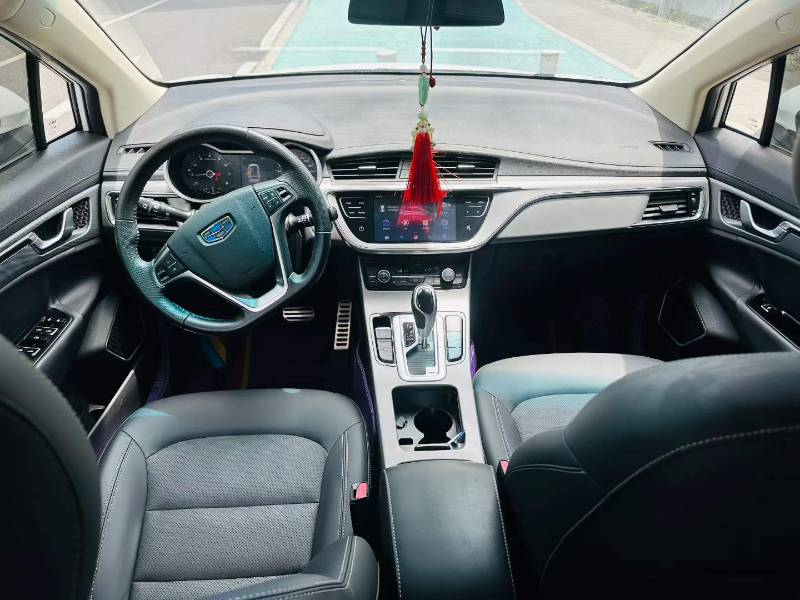 GEELY Emgrand GS 2018 car image #6