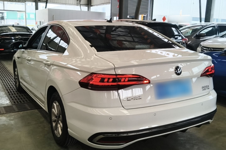 Volkswagen Bora 2024 car image #5