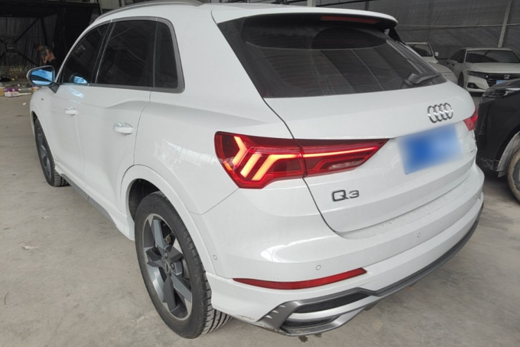Audi Q3 2023 #5 Audi Q3 2023 car image #5