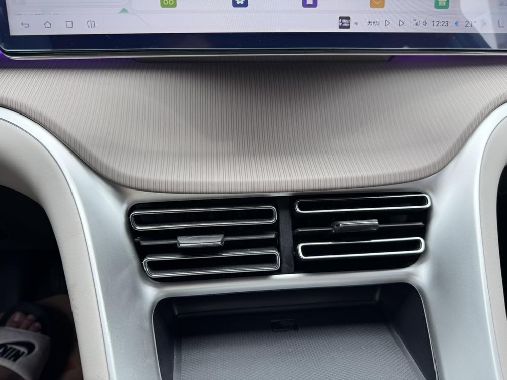 BYD Song Pro New Energy 2024 car image #13