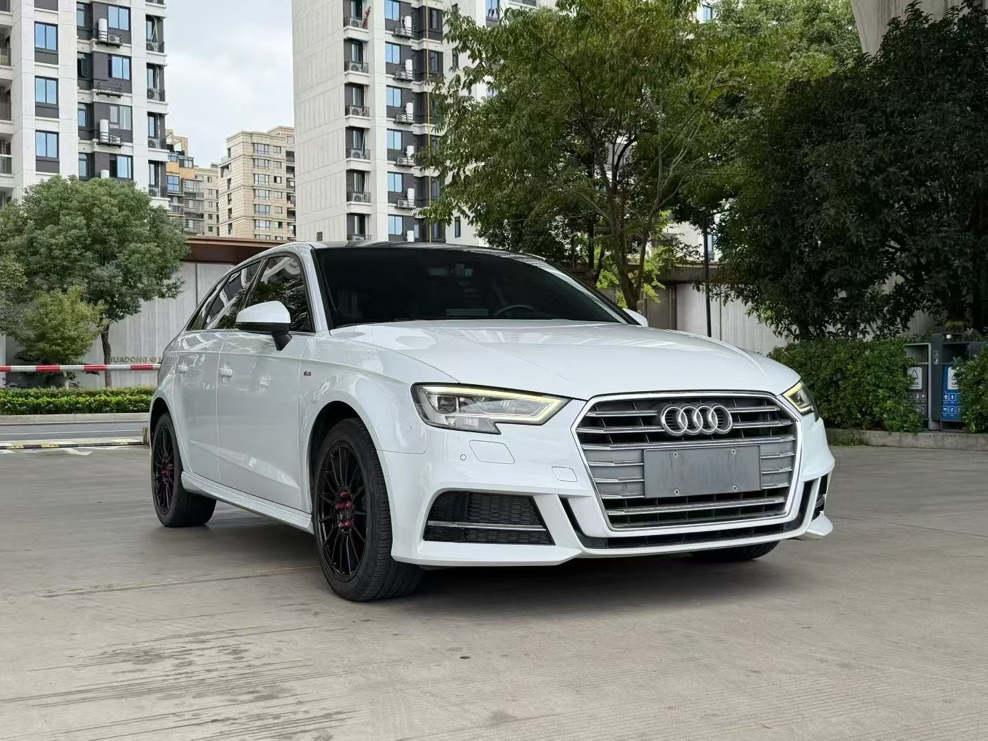 Audi A3 2020 car image #3