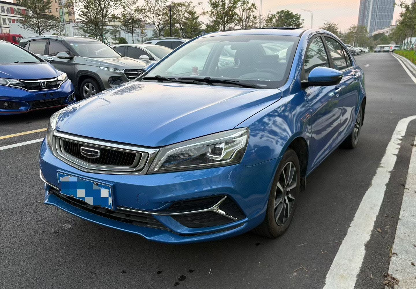 GEELY Emgrand 2019 GEELY Emgrand 2019 immagine di auto