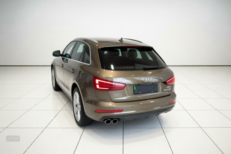 Audi Q3 2016 car image #6