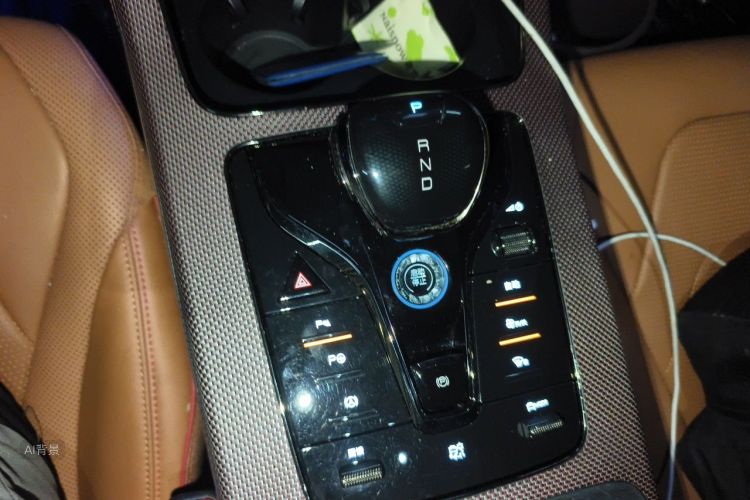 BYD Han 2022 car image #16