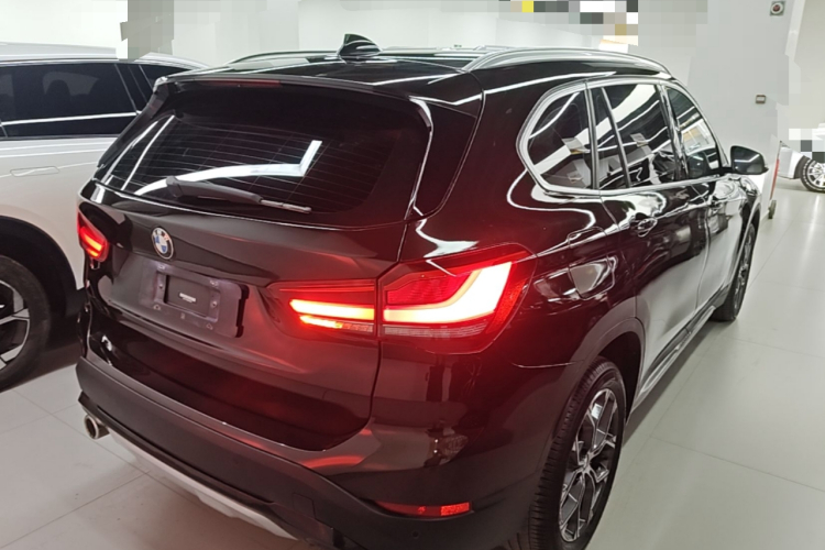 BMW X1 2021 car image #7