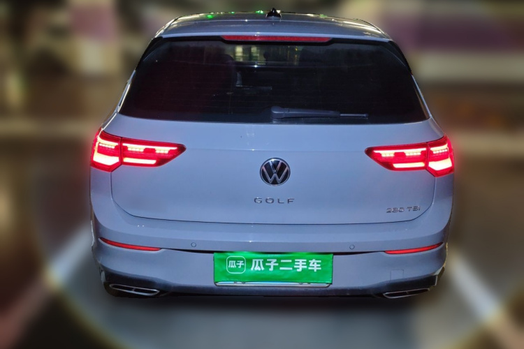 Volkswagen Golf 2024 car image #4