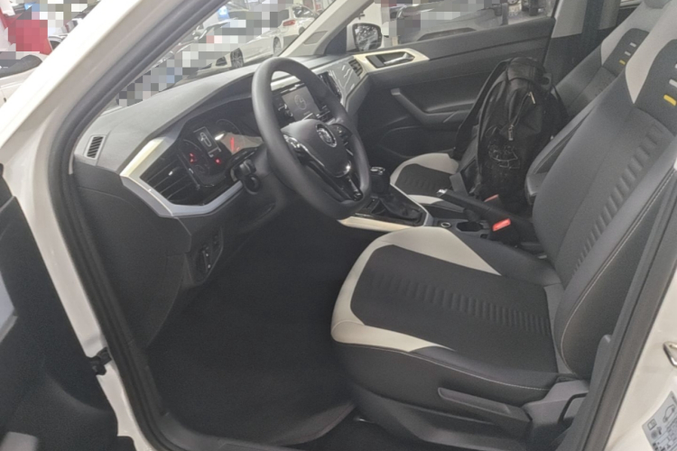 Volkswagen Polo 2020 car image #15