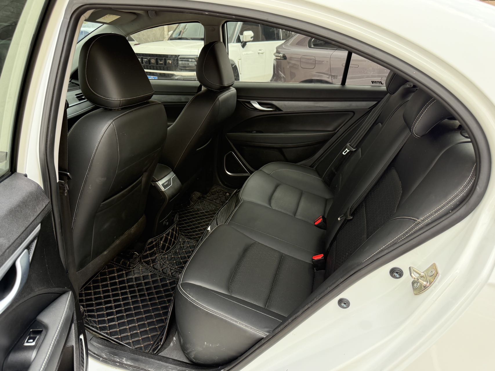 GEELY Emgrand 2022 #5 GEELY Emgrand 2022 car image #5