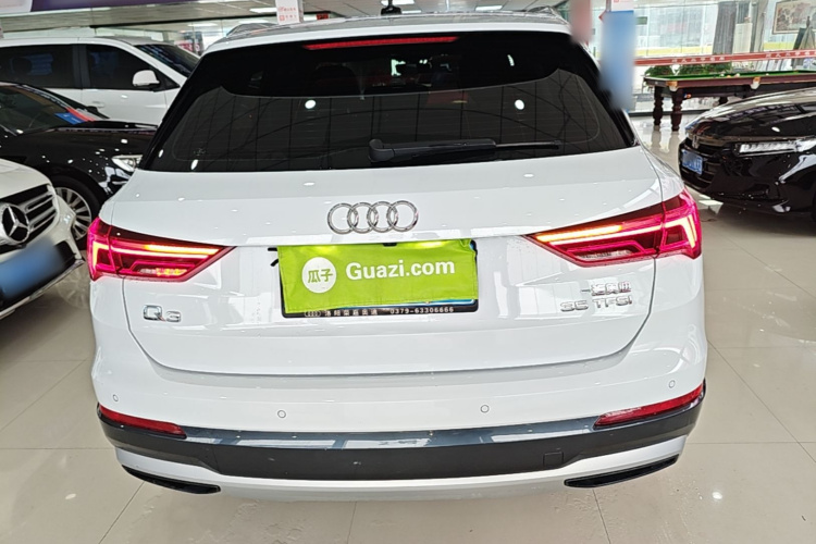 Audi Q3 2021 car image #4