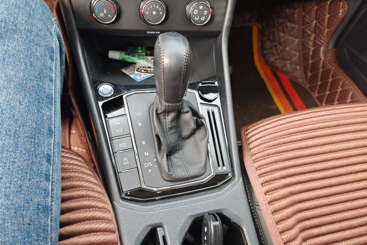 Volkswagen Lavida 2022 imagen de coche #16