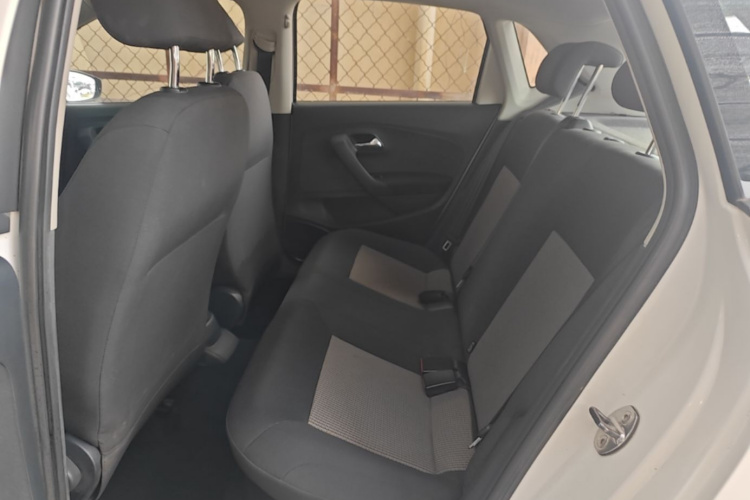 Volkswagen Polo 2016 #17 Volkswagen Polo 2016 car image #17