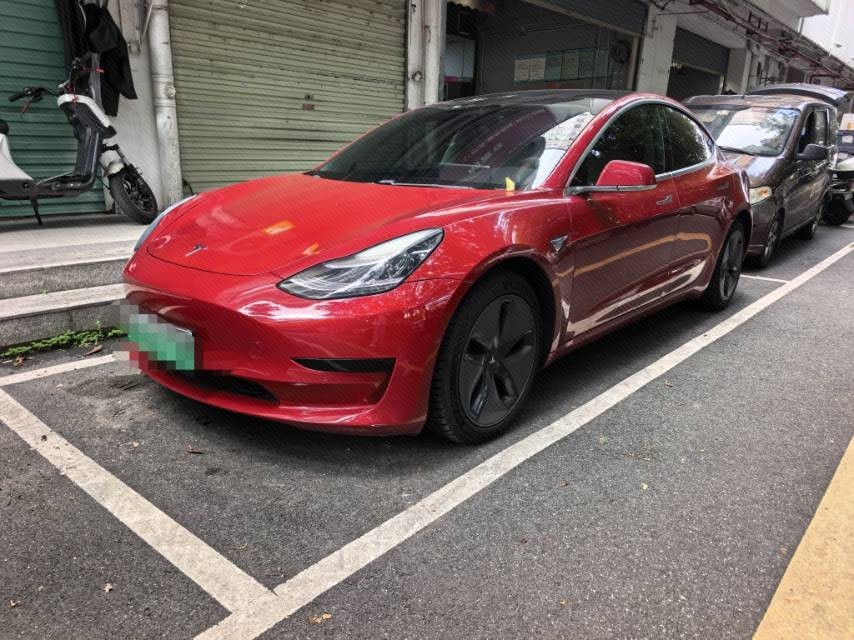 Tesla Model 3 2020 car image 