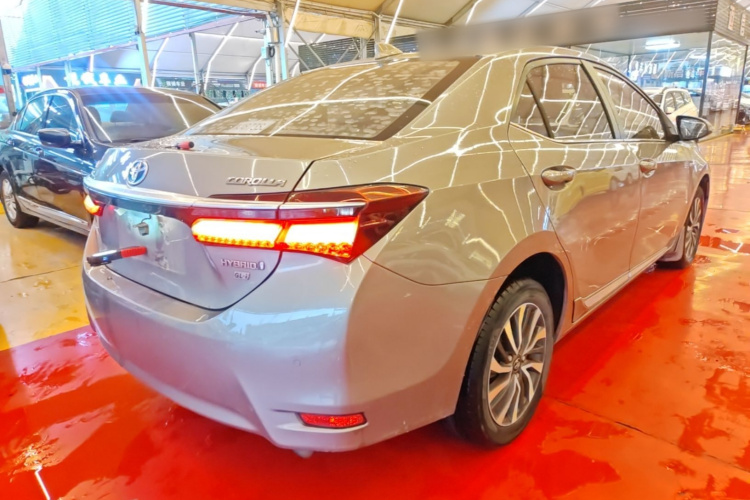 Toyota Corolla 2017 #5 Toyota Corolla 2017 car image #5