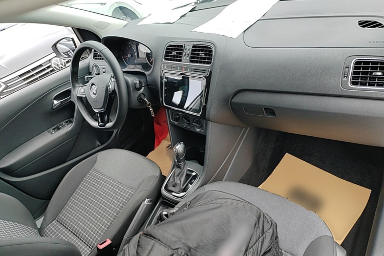 Volkswagen Polo 2019 car image #10