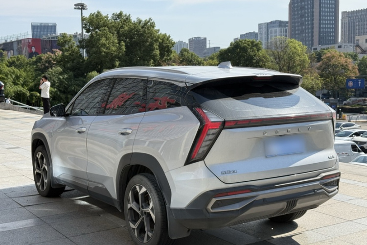 GEELY Boyue L 2023 car image #6