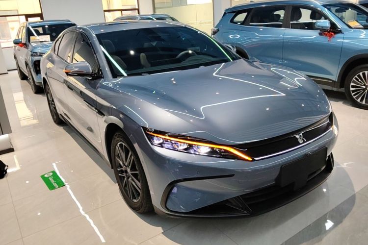 BYD Han 2025 car image #4