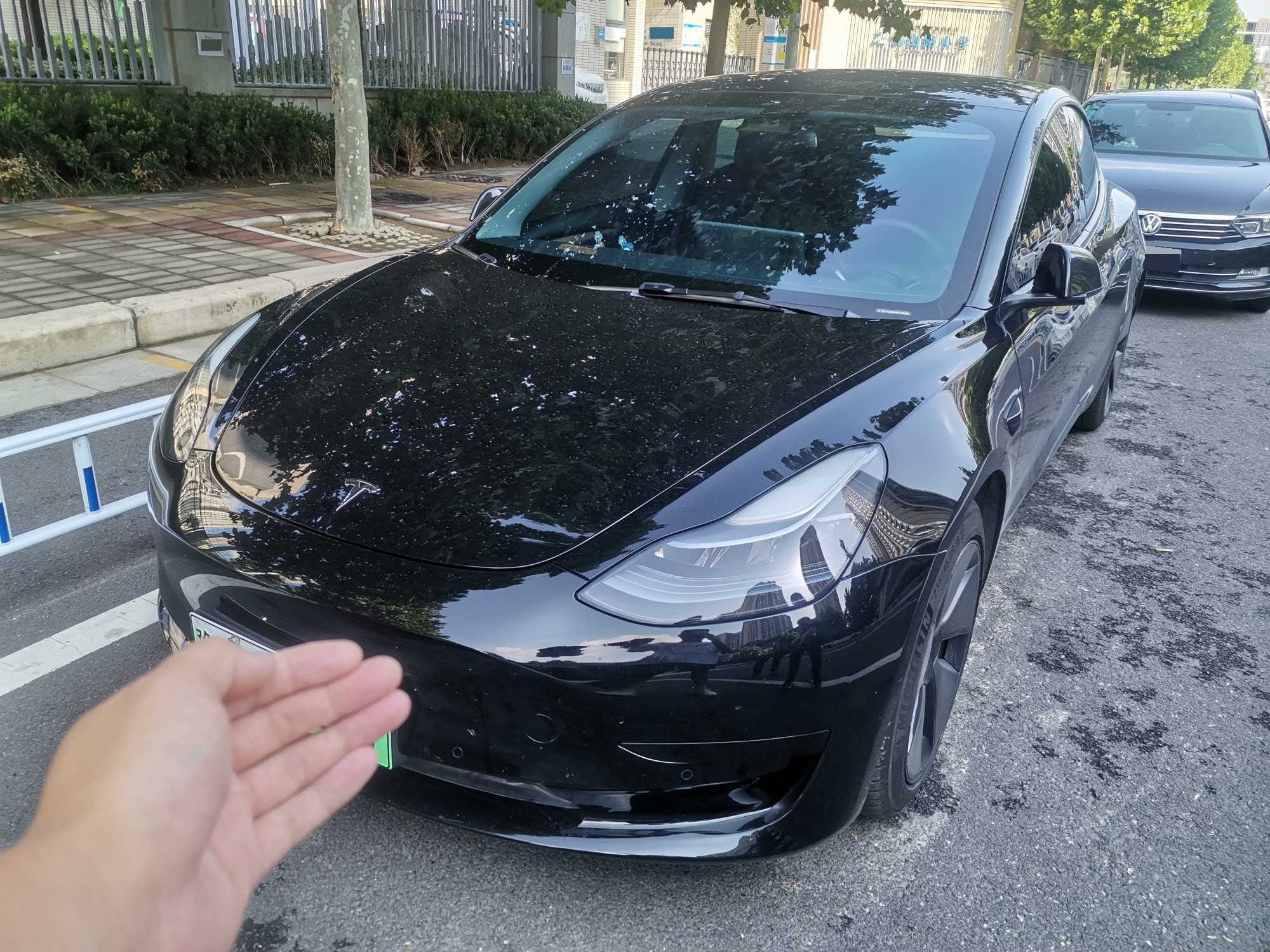 Tesla Model 3 2021 car image 