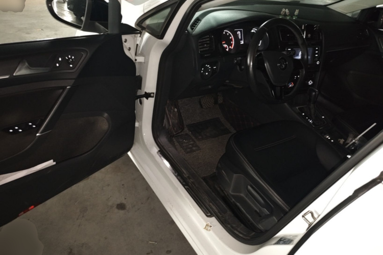 Volkswagen Golf 2017 #16 Volkswagen Golf 2017 car image #16