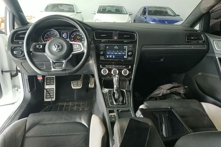 Volkswagen Golf 2018 #10 Volkswagen Golf 2018 car image #10