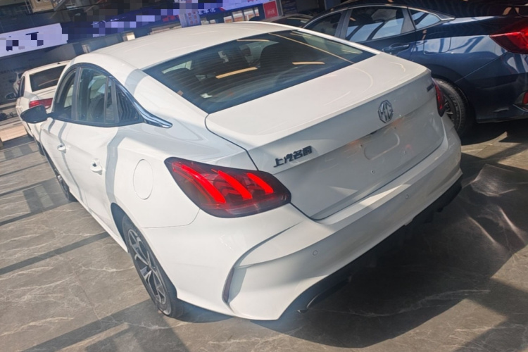 MG 5 2024 imagen de coche #5