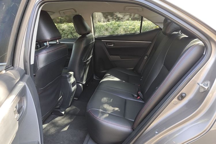 Toyota Corolla 2017 #17 Toyota Corolla 2017 car image #17