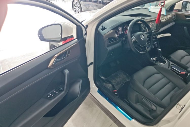 Volkswagen Tharu 2019 #12 Volkswagen Tharu 2019 car image #12
