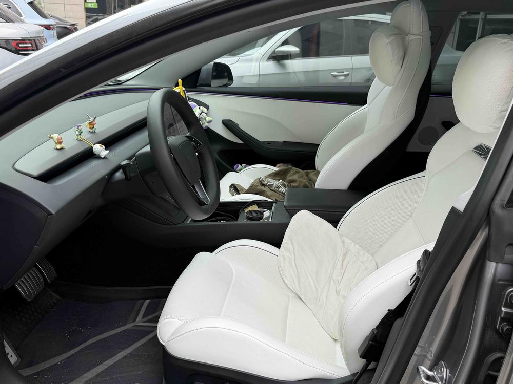 Tesla Model 3 2026 car image #9